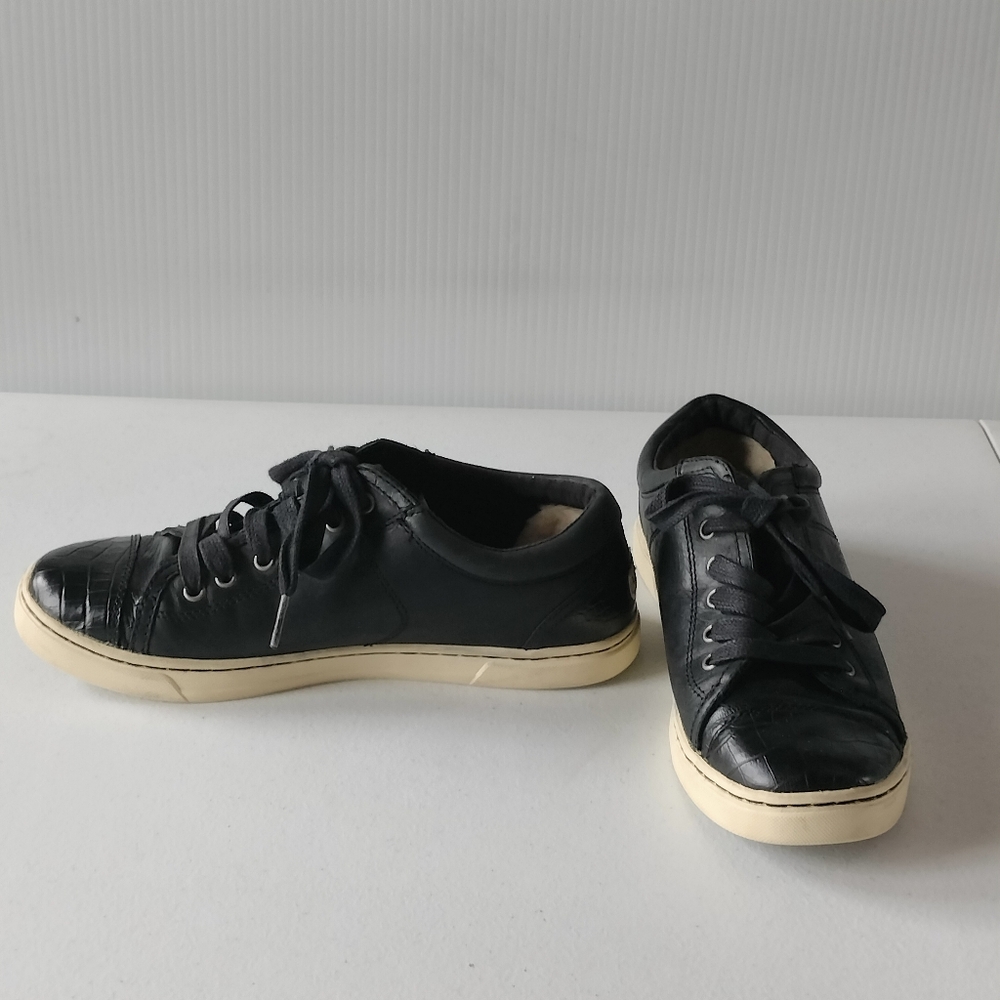 UGG Taya Croco Black Leather Tie Up Sneakers 8 Fur Travel Comfort Sporty - Picture 4 of 9